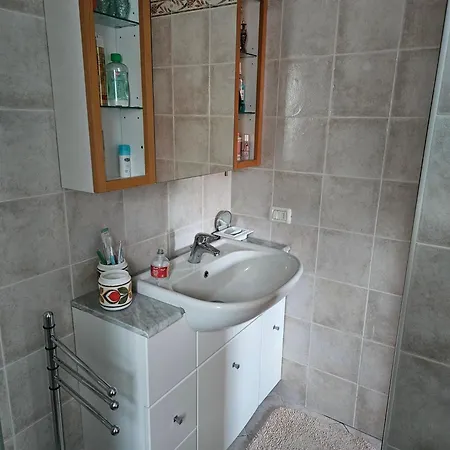 Trilocale A Apartamento *
